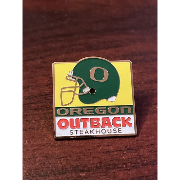 Outback Steakhouse Oregon Ducks Lapel Hat Pin - Picture 1 of 3